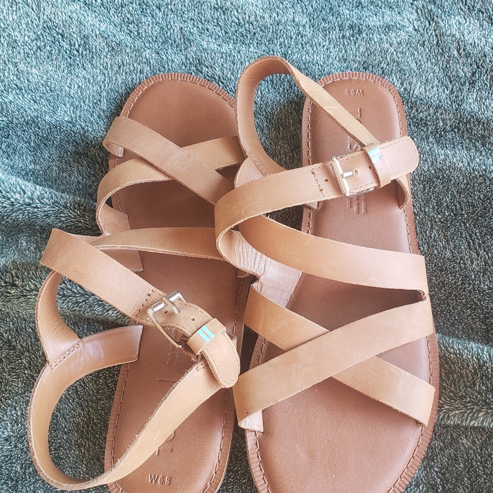 Tom's Sandals